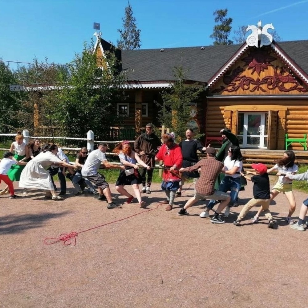 Выпускной в русской деревне «Шуваловка»