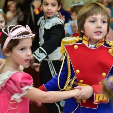 Новогодняя программа «Ожившая игрушка» в Екатерининском дворце