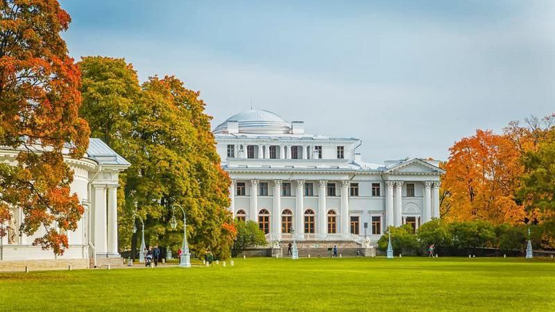 ЦПКиО: экскурсия в Елагиноостровский Дворец и Стеклодувную мастерскую
